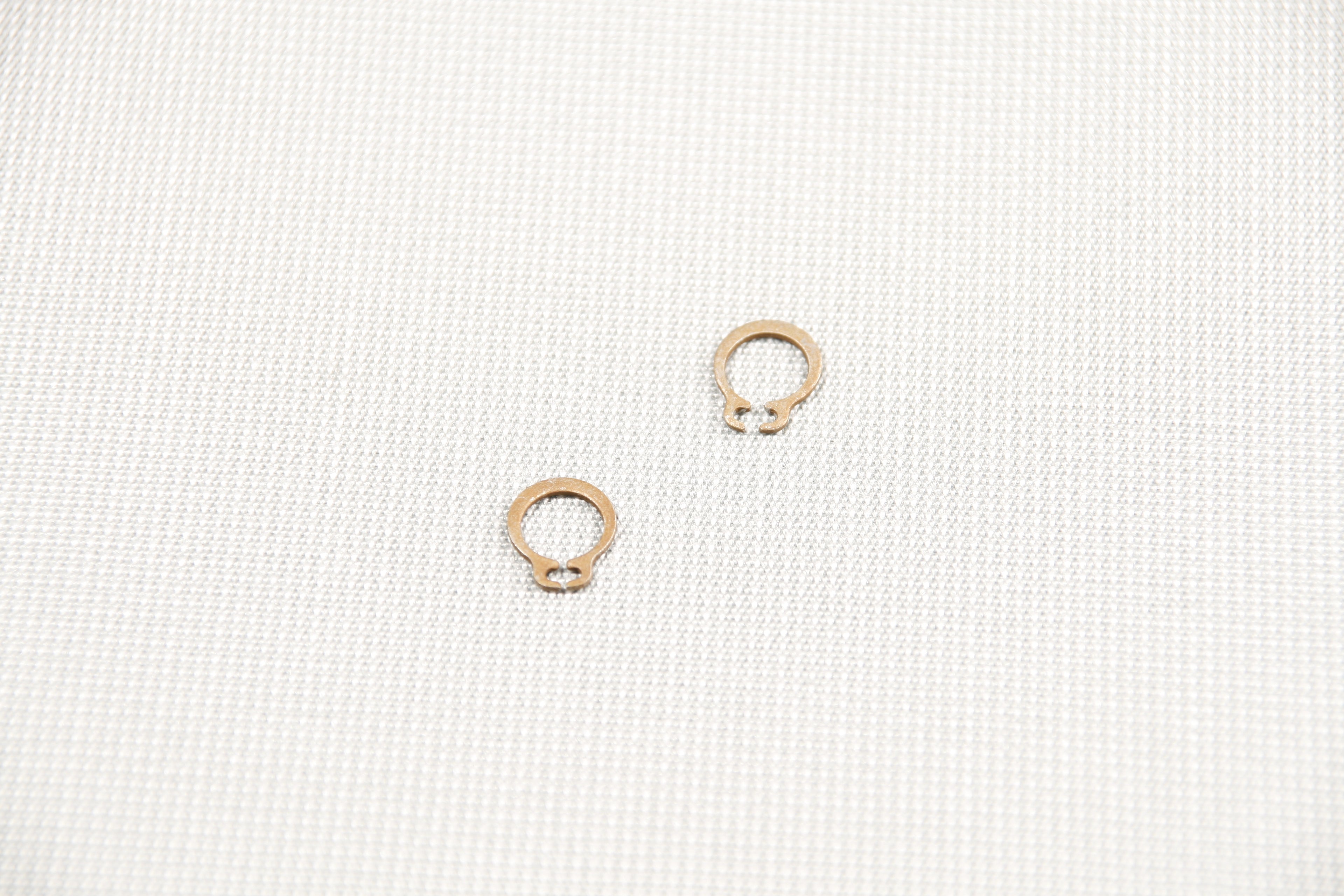 Retaining ring, for bolt with head, galvanised, inner ø 7 mm, for bolts Ø 8 mm, 1 piece per spoke necessary, mountable with circlip pliers, for SCHATTELLO/ALBATROS.