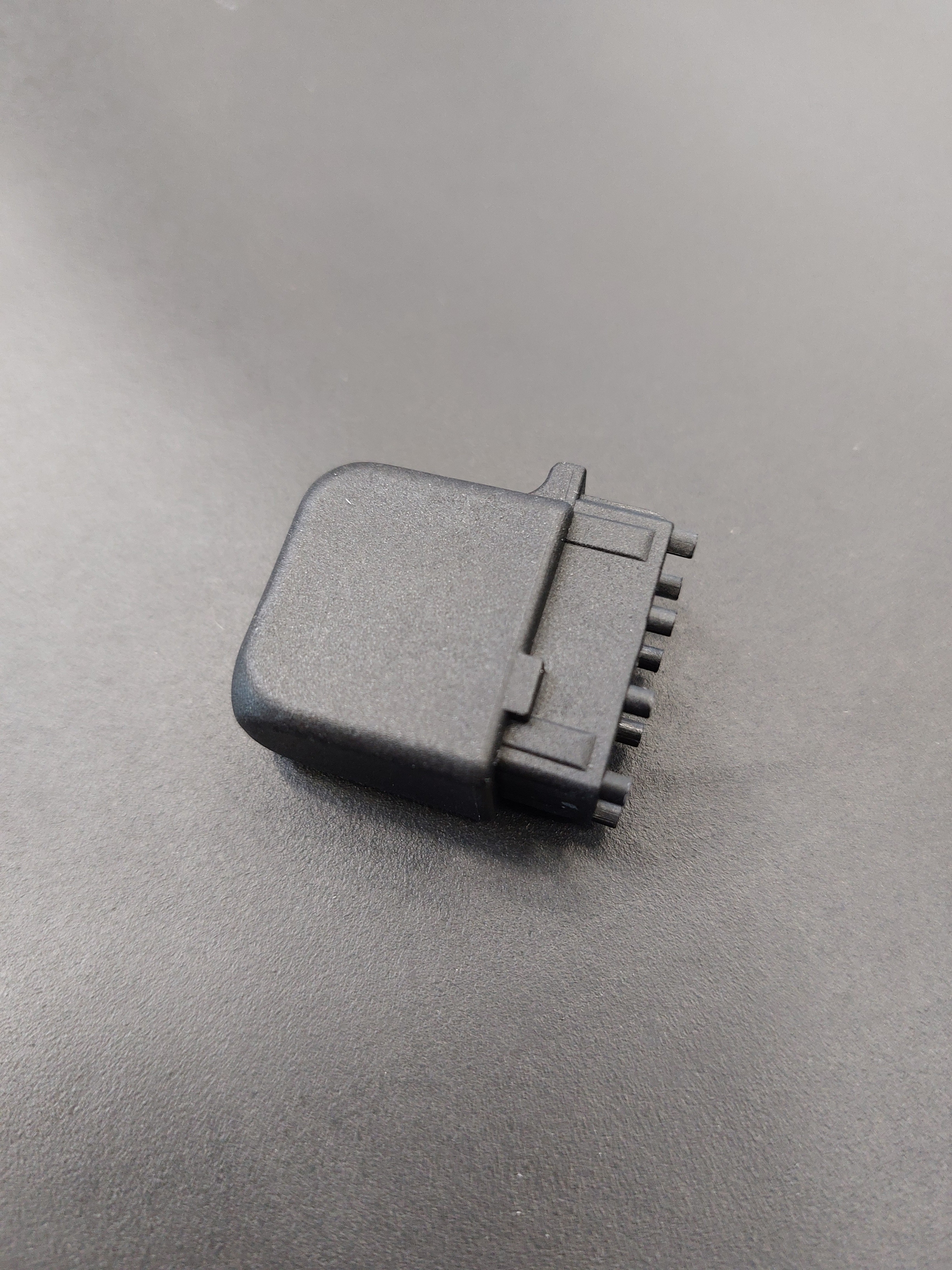 End cap on telescopic shaft for end of spoke, long version, fixation with screw, (since 2017 / 2018) plastic in black, 40 x 20 mm, length 39 mm, for ALBATROS.